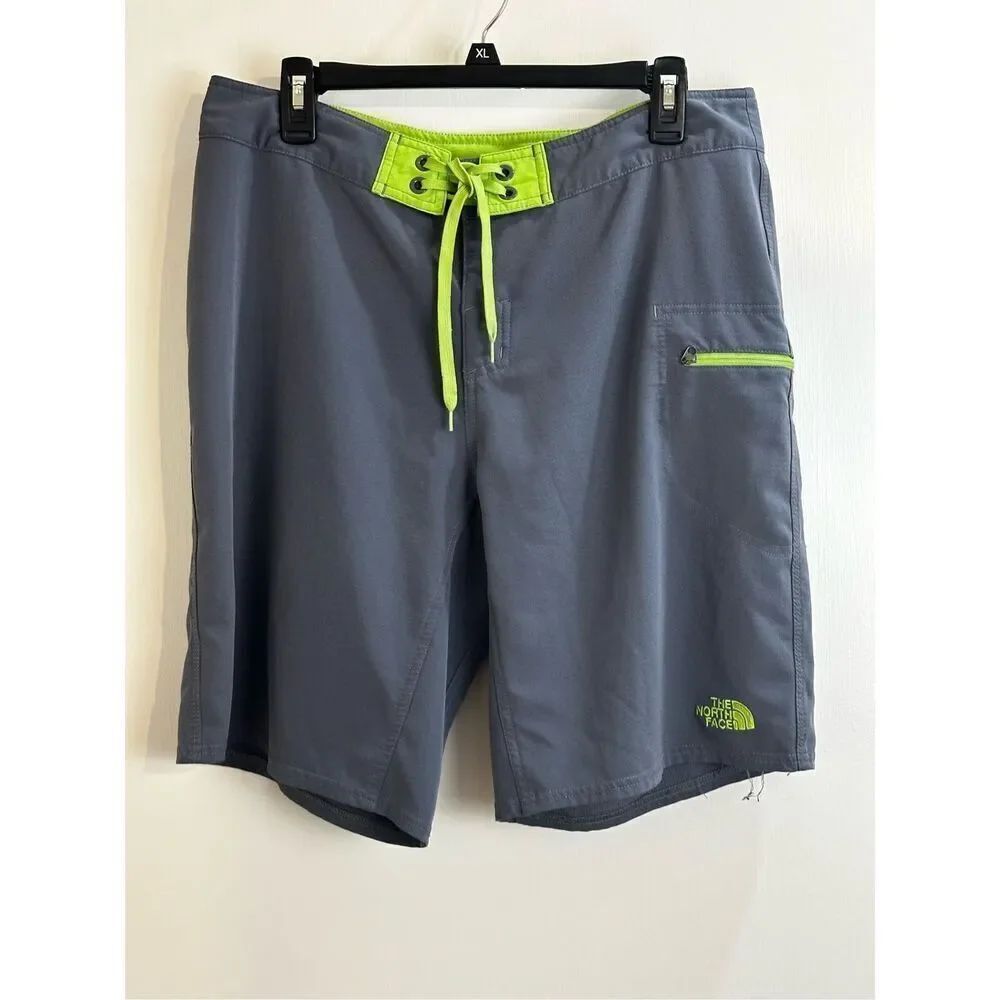 The North Face size 34 Men’s board shorts gray/ lime green